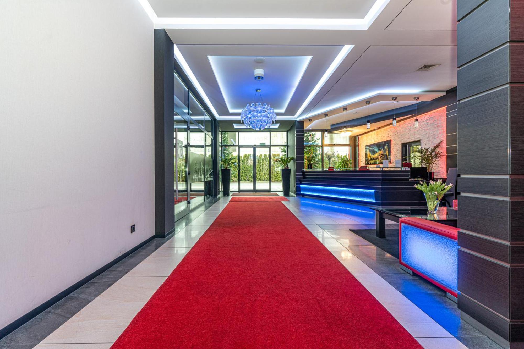 Hotel Soray Wieliczka Dış mekan fotoğraf