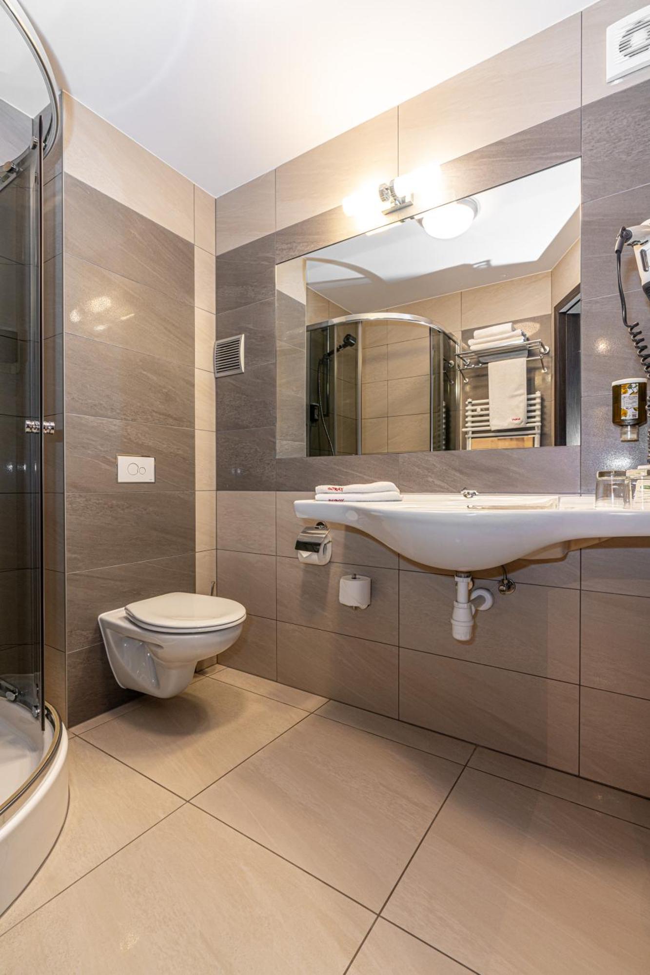 Hotel Soray Wieliczka Dış mekan fotoğraf