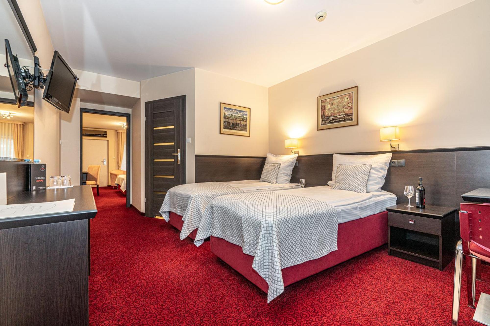 Hotel Soray Wieliczka Dış mekan fotoğraf