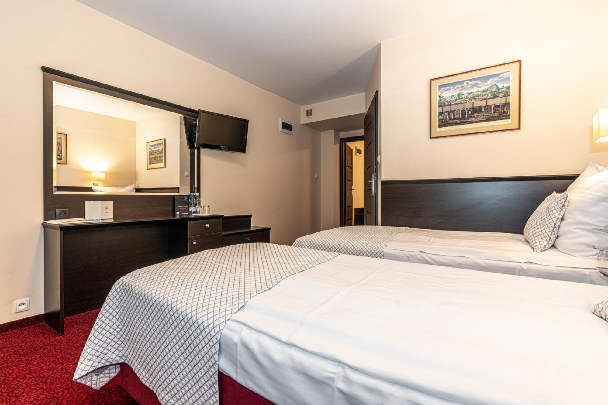 Hotel Soray Wieliczka Dış mekan fotoğraf