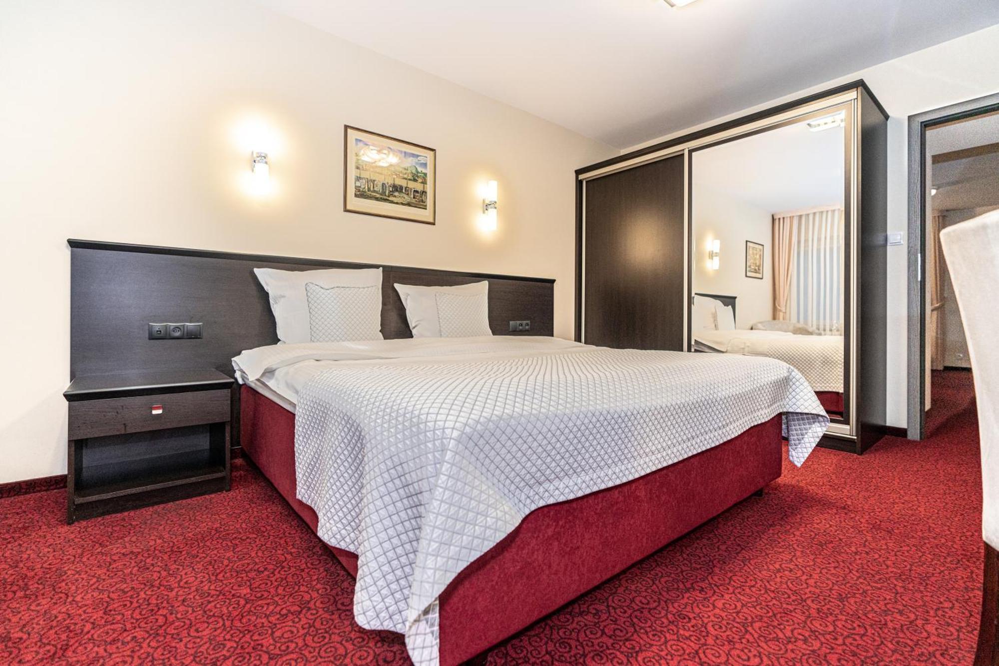 Hotel Soray Wieliczka Dış mekan fotoğraf