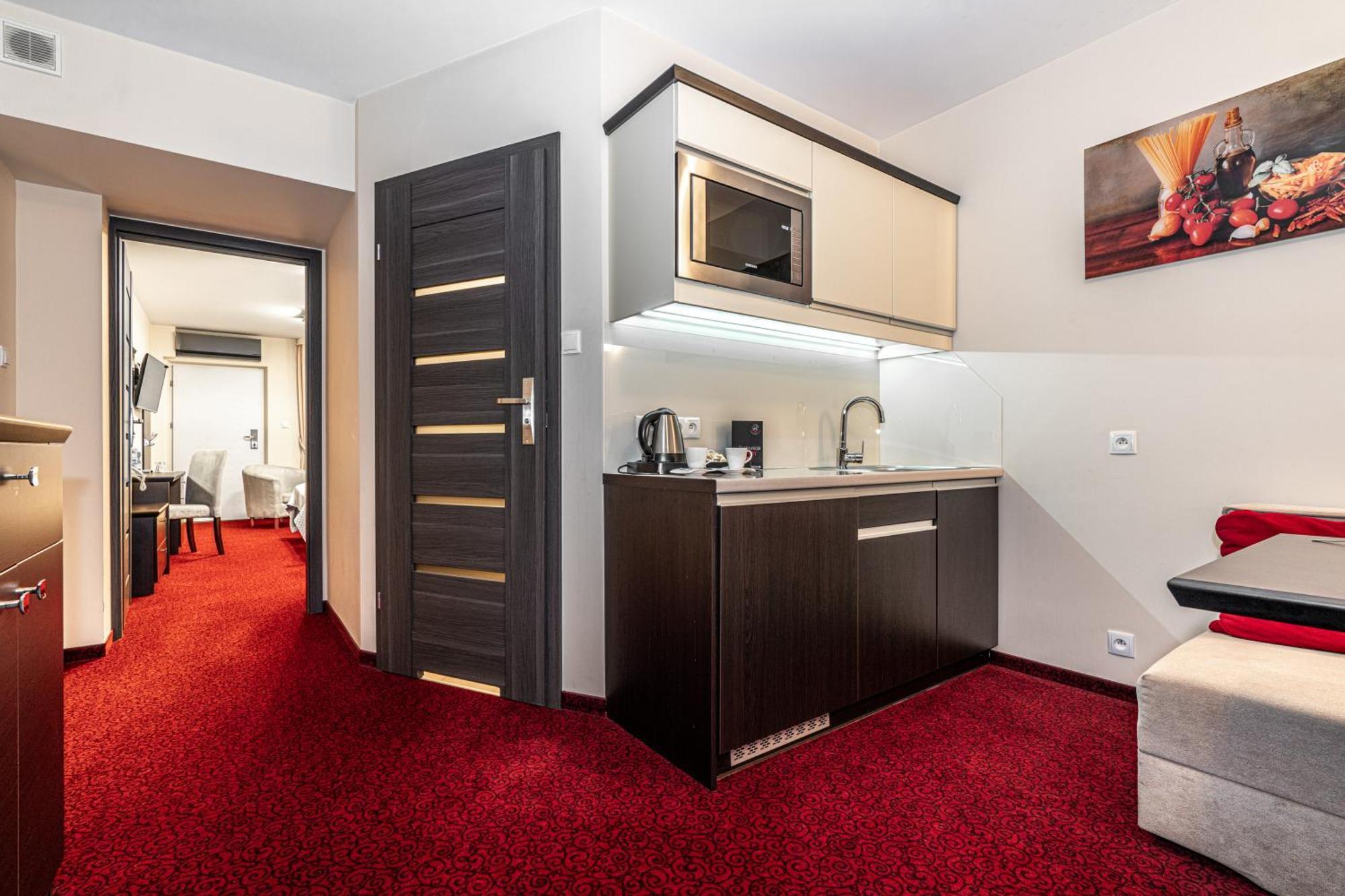 Hotel Soray Wieliczka Dış mekan fotoğraf