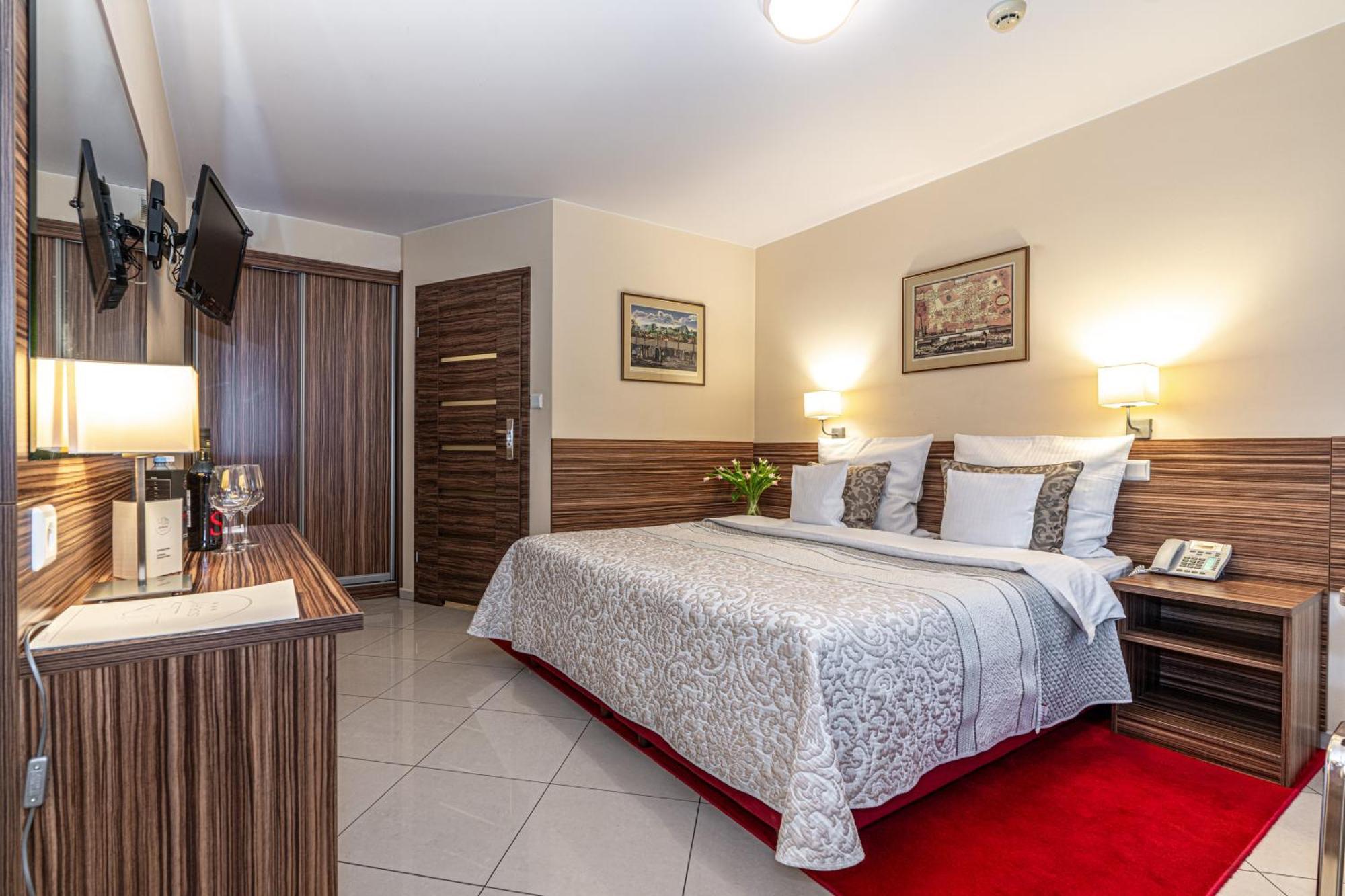 Hotel Soray Wieliczka Dış mekan fotoğraf