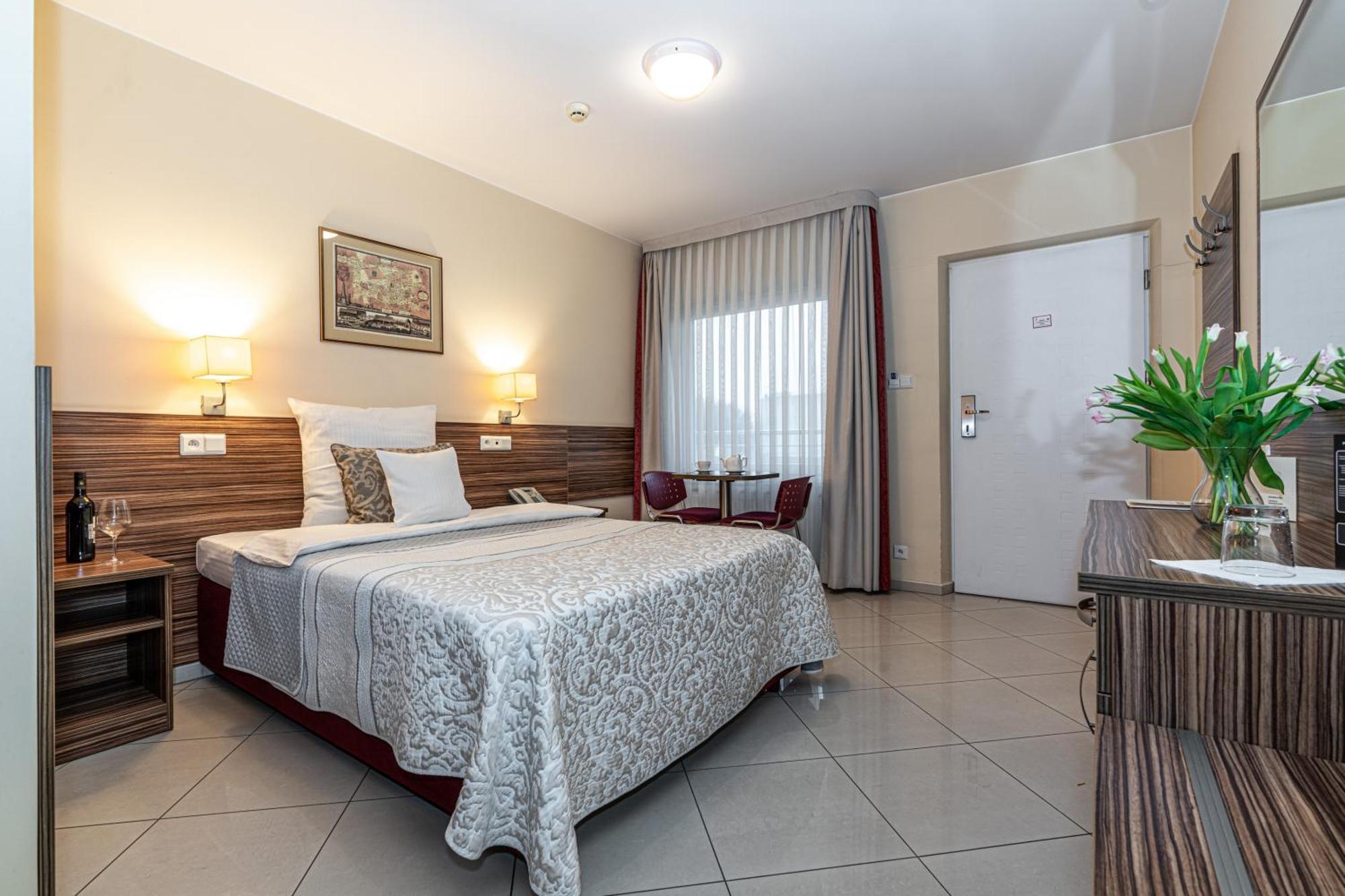 Hotel Soray Wieliczka Dış mekan fotoğraf