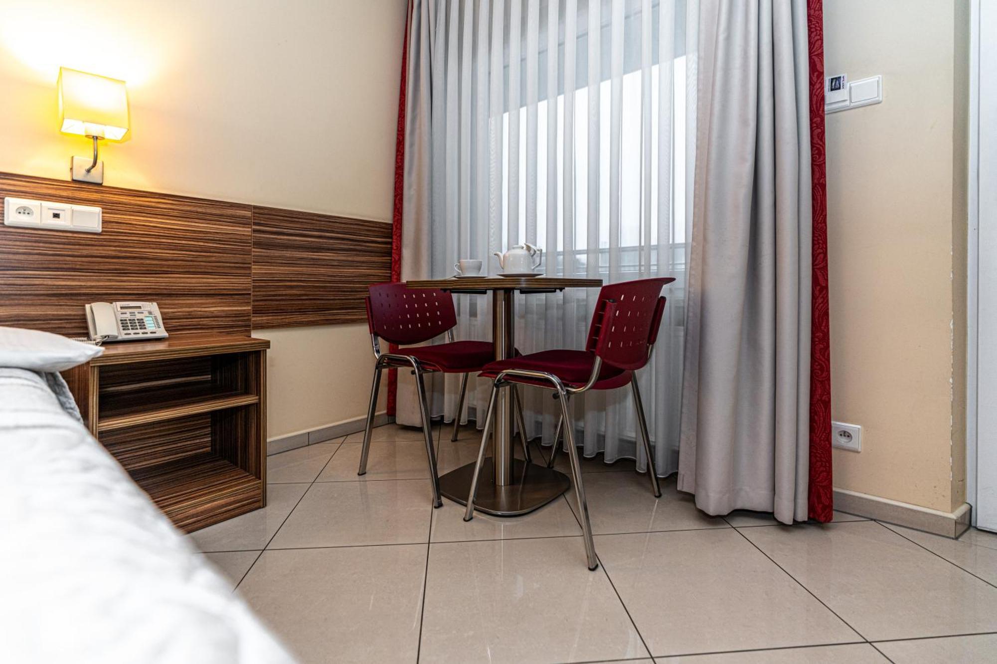 Hotel Soray Wieliczka Dış mekan fotoğraf